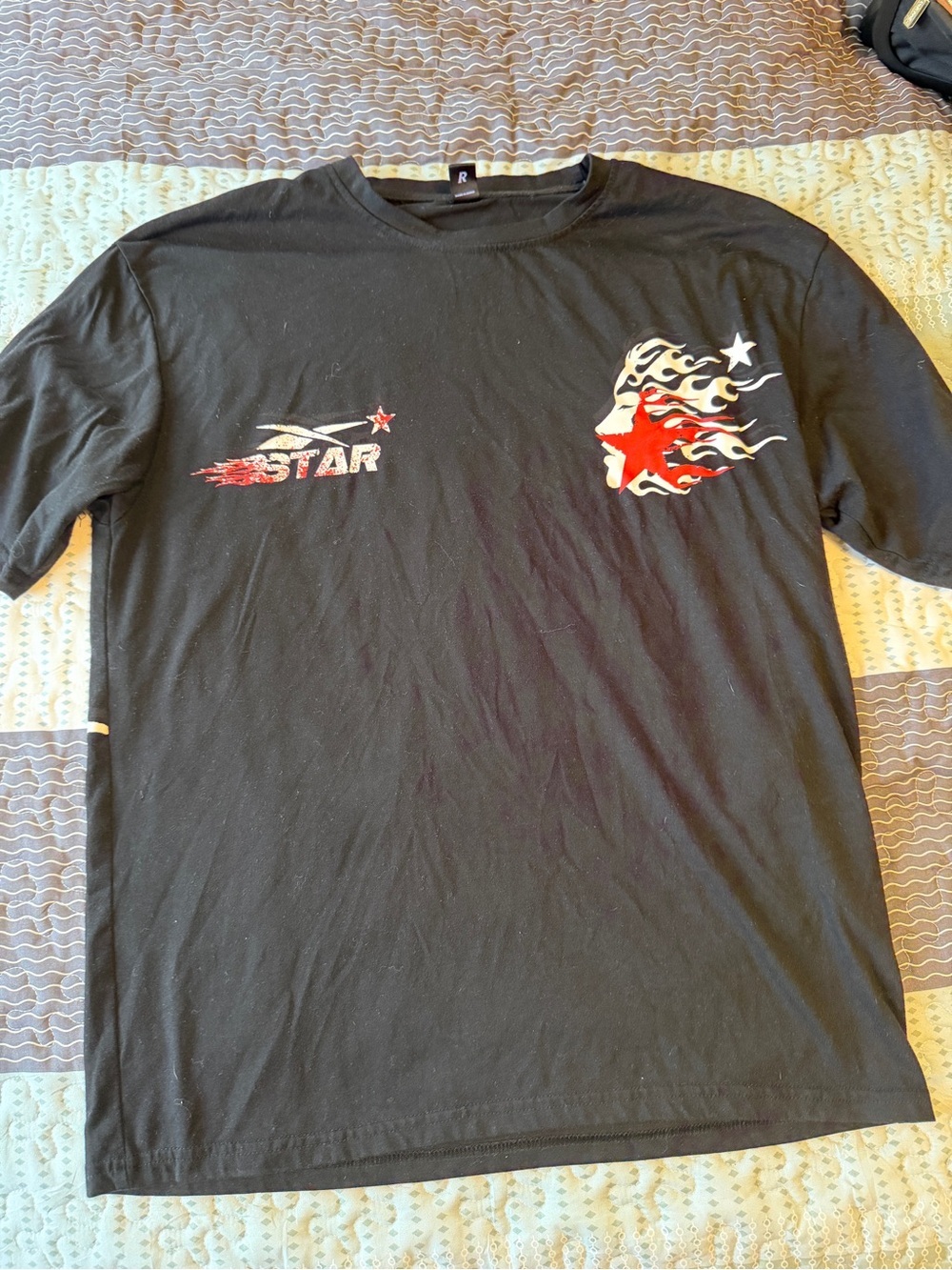 ROMWE Black Short-Sleeve Tee with Red Flame Star Graphic